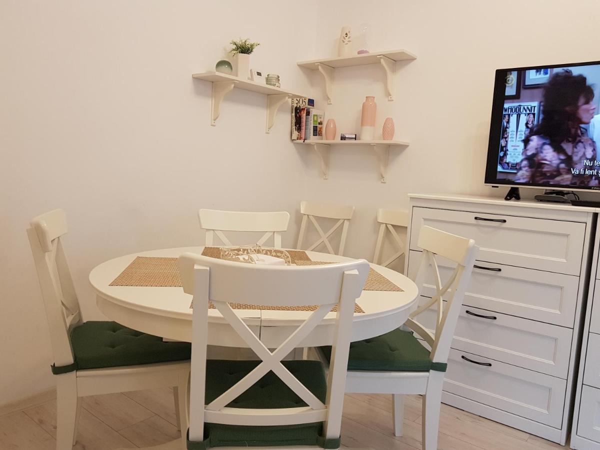 Apartament Ultracentral Monadin 2 Brasov Ngoại thất bức ảnh