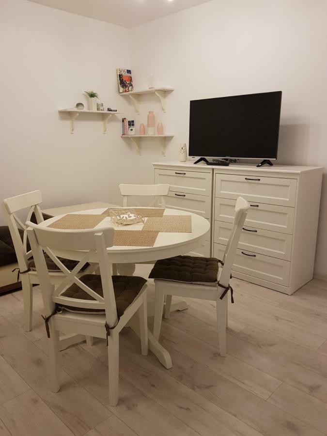 Apartament Ultracentral Monadin 2 Brasov Ngoại thất bức ảnh