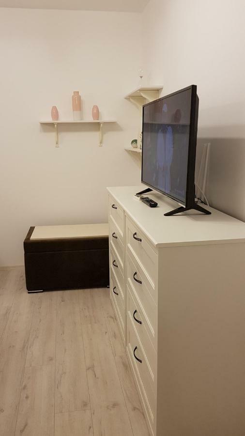 Apartament Ultracentral Monadin 2 Brasov Ngoại thất bức ảnh